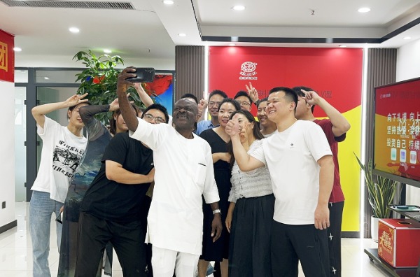 深耕動(dòng)保二十四載 聚力全球共生共贏——森澳達(dá)與印尼客戶達(dá)成戰(zhàn)略合作 賦能全球動(dòng)保產(chǎn)業(yè)升級(jí)